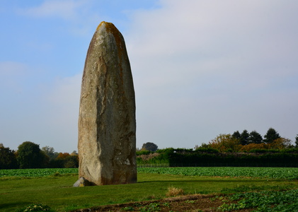 Dol-de-Bretagne Menhir de Champ-Dolent