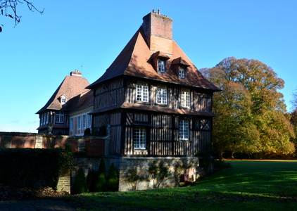 Le Breuil-en-Auge Château du Breuil 08