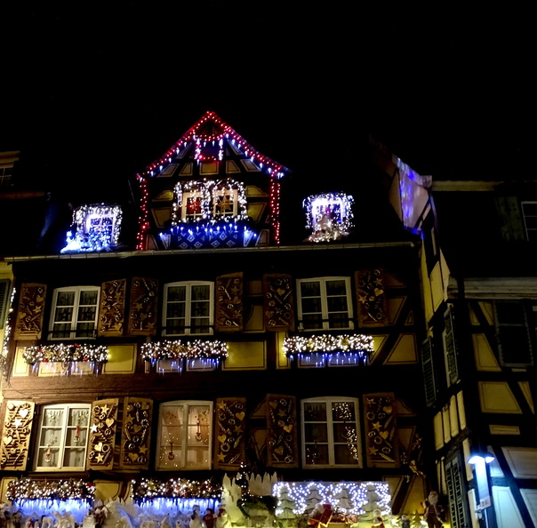Alsace Colmar Marché de Noël_02.jpg