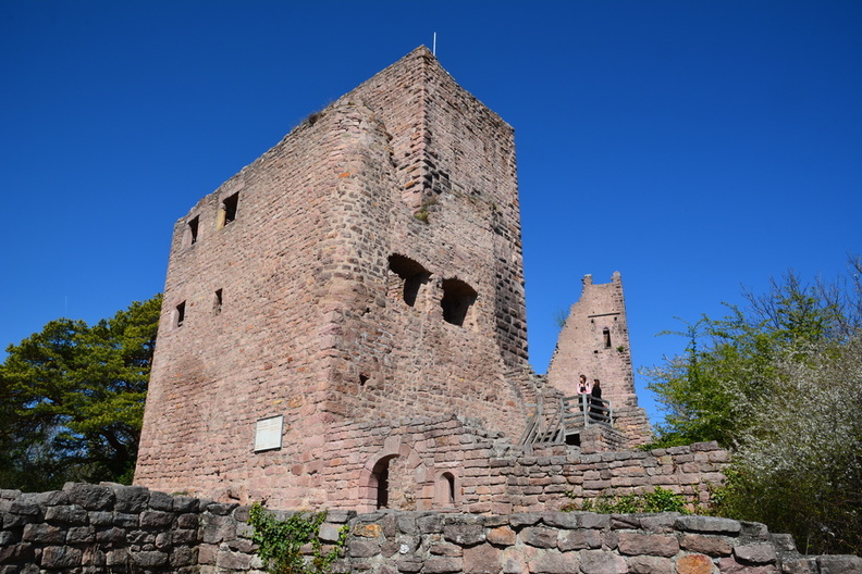 Alsace Husseren-les-Châteaux Château de Wahlenbourg.jpg