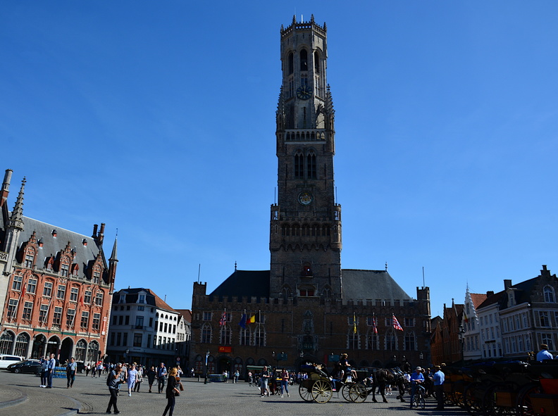 Le Beffroi Bruges .jpg