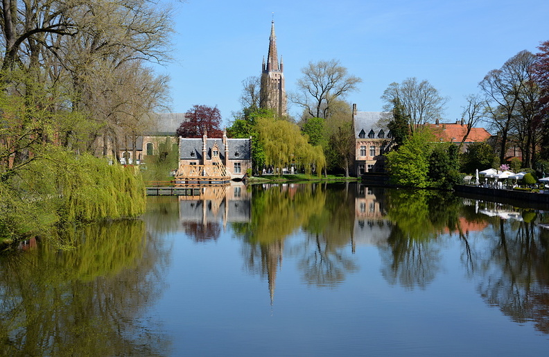  Minnewater Lac d'amour Bruges.jpg
