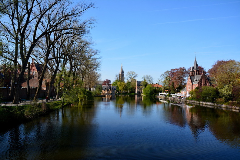  Minnewater Lac d'amour Bruges.jpg