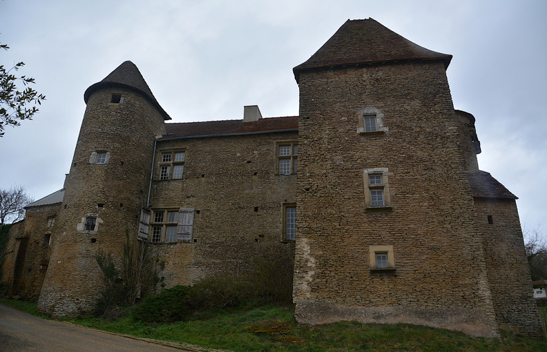 Château de Pontus-de-Tyard Saône-et-Loire_04.jpg