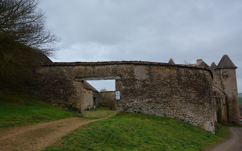 Château de Pontus-de-Tyard Saône-et-Loire_05.jpg
