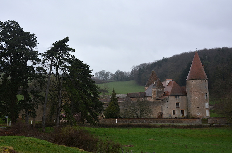 Château de Nobles Saône-et-Loire_03.jpg