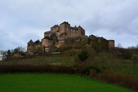 Château de Berzé-le-Châtel Saône-et-Loire 06