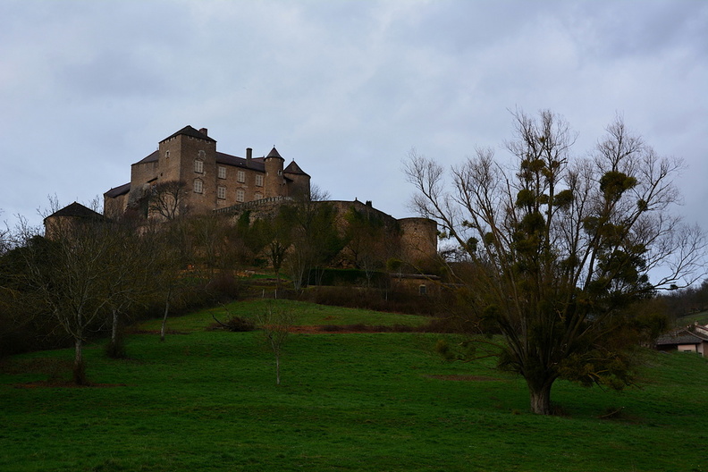 Château de Berzé-le-Châtel Saône-et-Loire_08.jpg