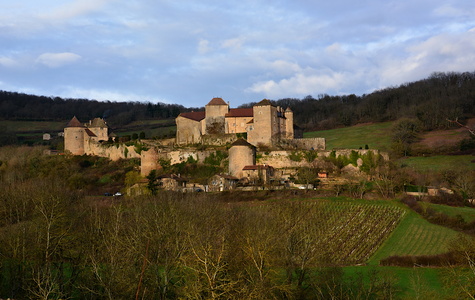 Château de Berzé-le-Châtel Saône-et-Loire 35