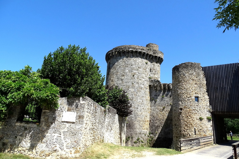 Château de la Madeleine Chevreuse_11.jpg