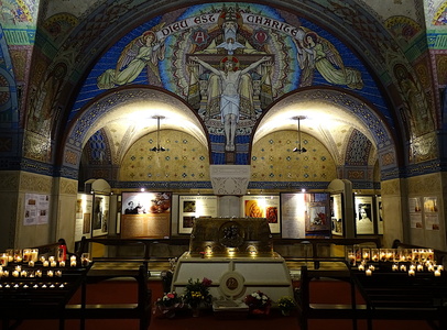 Lisieux Basilique Sainte-Thérèse  19