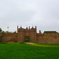 Ruines et Châteaux