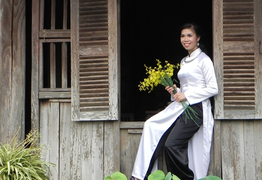 Duong Lam 04