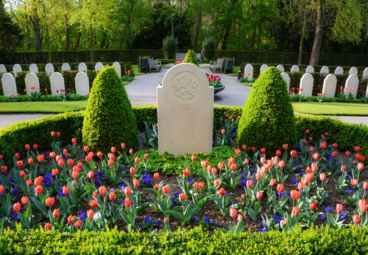 Cimetière militaire du Grebbeberg 3